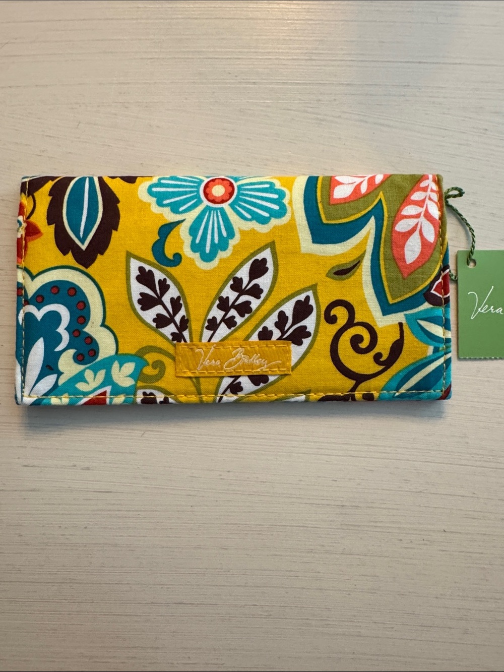 NWT Vera Bradley Provençal Checkbook Cover-never been used - Picture 4 of 4